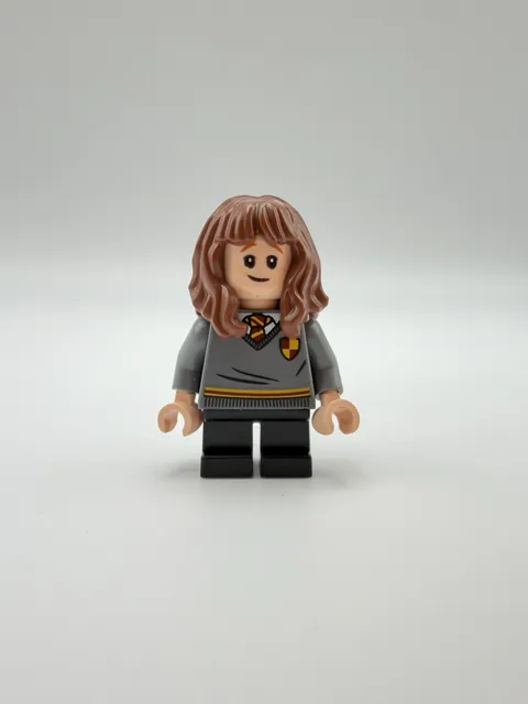 Lego Hermione Granger 76382 Gryffindor Sweater w/ Crest Harry Potter Minifigure