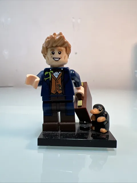 Lego CMF Newt Scamander Niffler + suitcase