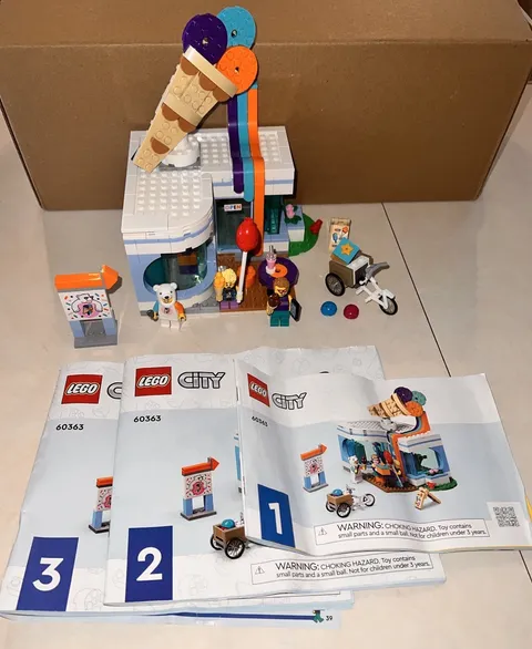 LEGO City Ice Cream Shop (60363)
