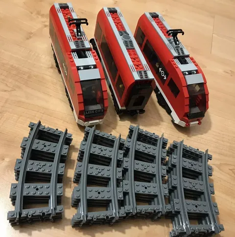 2010 Lego RC Train 7938 Passenger Train Complete 100%