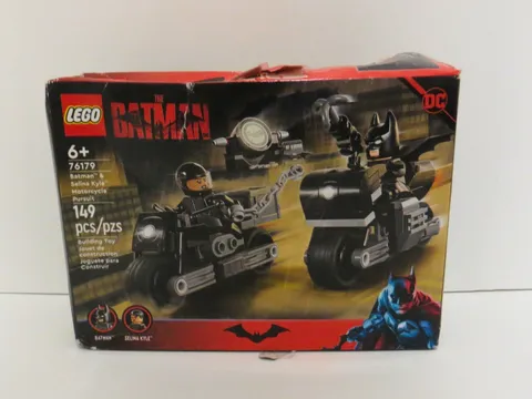 LEGO 76179 The Batman & Selina Kyle Motorcycle Pursuit SEALED SET DAMAGED BOX