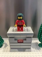 LEGO® Minifig twn025 Minifigure - TV Logo in Globe on Red Jacket Genuine LEGO