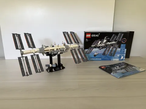 LEGO Ideas International Space Station 21321 Complete with Box Instructions