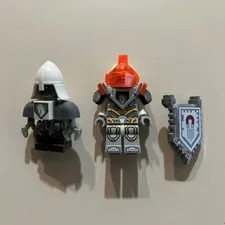 Lego Minifigure Lance Nexo Knights With Shield & Lance Bot