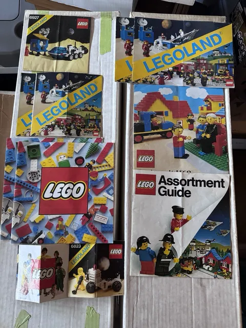 Lot Of 11 Vintage Lego Booklets 9 Different Books See Pics 70s 80s