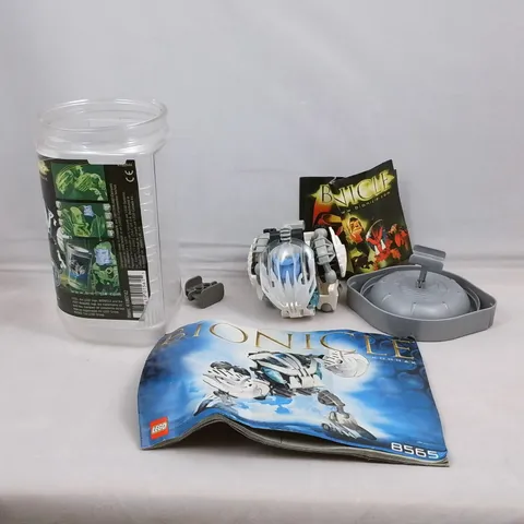LEGO BIONICLE: Kohrak (8565) Complete w/ mask
