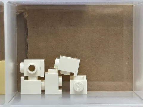 LEGO Parts - White Brick, Modified 1 x 1 with Headlight - No 4070 - QTY 5