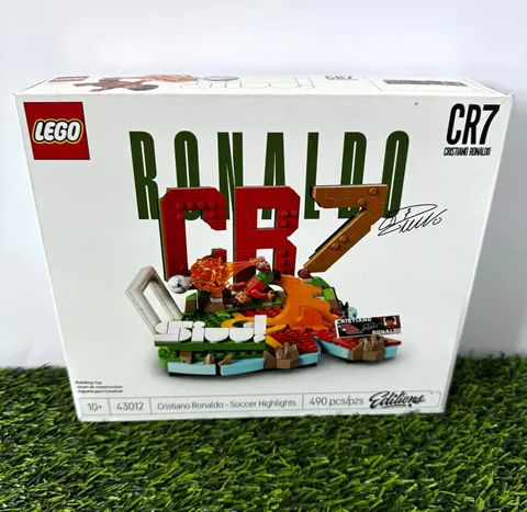 LEGO 43012 Cristiano Ronaldo Soccer Highlights CR7 Icons Set 490 pcs