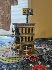 LEGO Creator Expert: Grand Emporium (10211) 100% Complete W/ Manual No Box