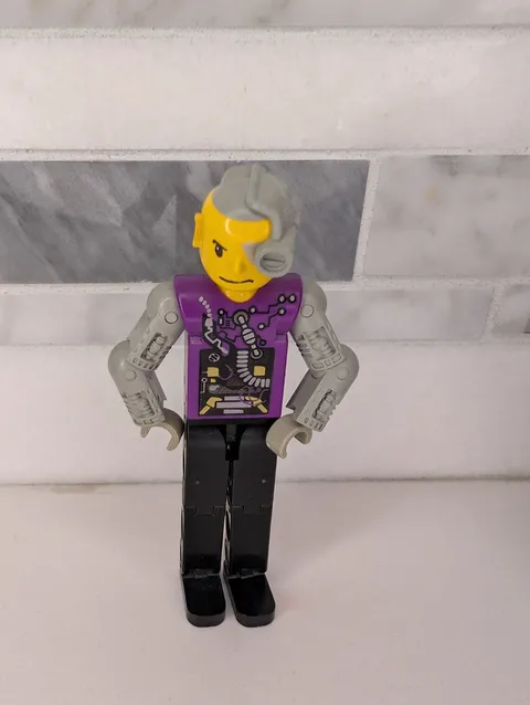 Vintage LEGO Technic Cyber Figure  8257 8268 3038 8266 (tech007)