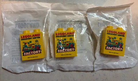 Legoland Discovery Center Lego Factory Yellow Brick Souvenir 2014 New Sealed (3)