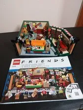 LEGO 21319 Central Perk Friends Set w/ Manual NO MINIFIGURES