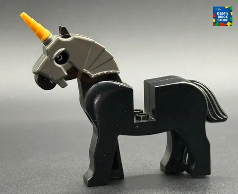 LEGO Castle Kingdoms Horse 7949 with Pearl Dark Gray Battle Helmet