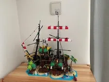 LEGO 21322 Pirates Barracuda Bay Retired