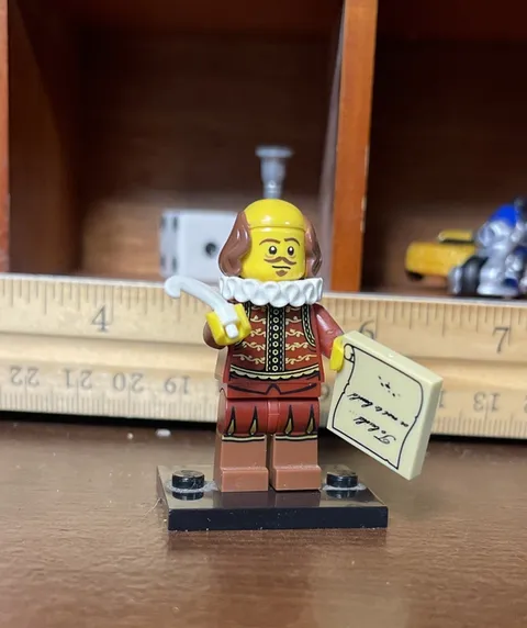 Lego Movie William Shakespeare Minifigure Series 1 71004 CMF Rare Lot Retired
