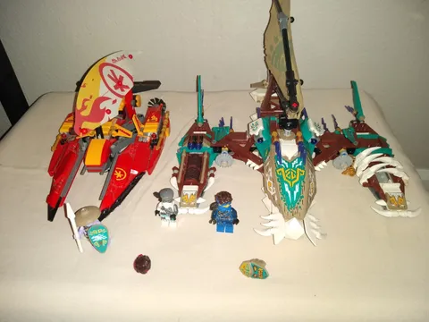 LEGO NINJAGO: Catamaran Sea Battle (71748) Not Complete 