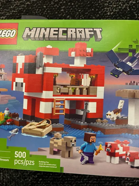 LEGO Minecraft The Mooshroom House 21270 500 pcs Steve Brick Separator