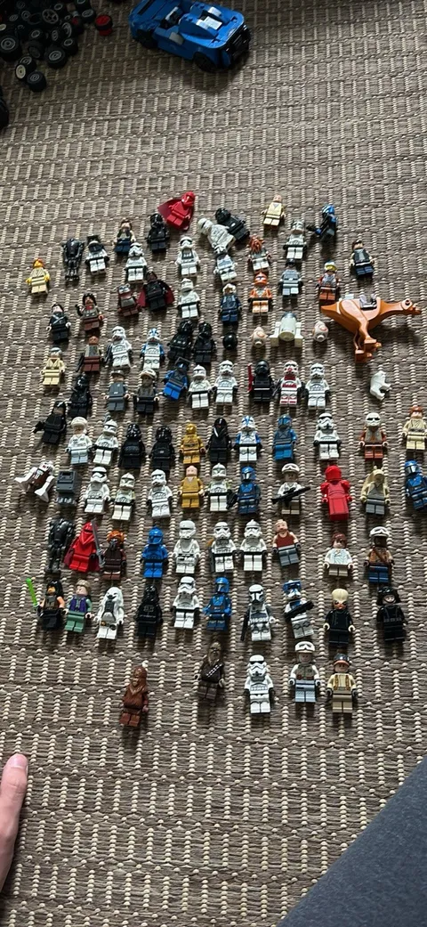 LEGO Star Wars Mixed Minifigure Lot Characters, Troopers & Minifigure Parts