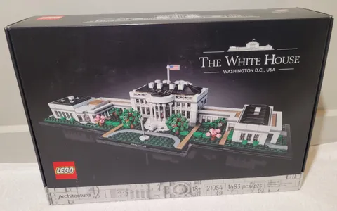 LEGO Architecture - 21054 The White House (2020) *New/Sealed*