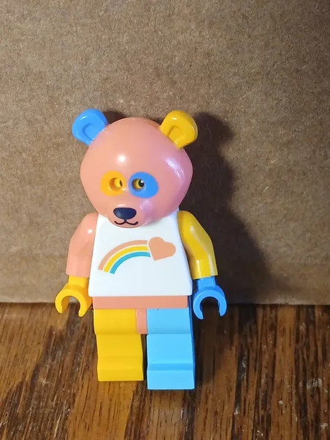 LEGO BEAR COSTUME GUY MINIFIGURE SERIES 19 COLLECTIBLE RAINBOW SUIT FIG