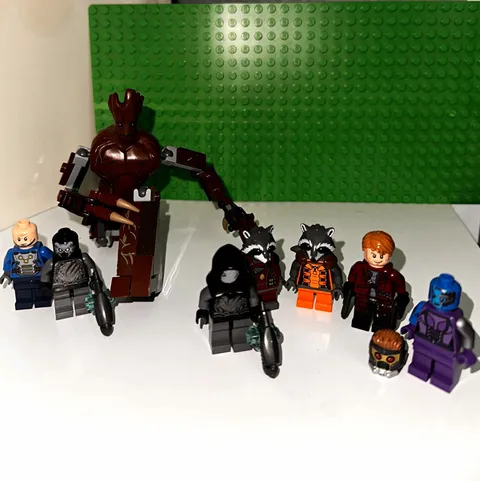 LEGO GOTG Minifigure Lot 8 Groot, 2x Rocket Raccoon, Nebula, Star-Lord, Sakaaran