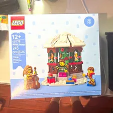 LEGO Winter Gazebo City 40778 Limited Edition Set 245 pcs Age 12+