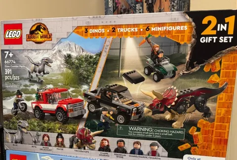 LEGO JURASSIC WORLD #66774 DINOSAURS #76946 Blue Velociraptor #76950 Triceratops