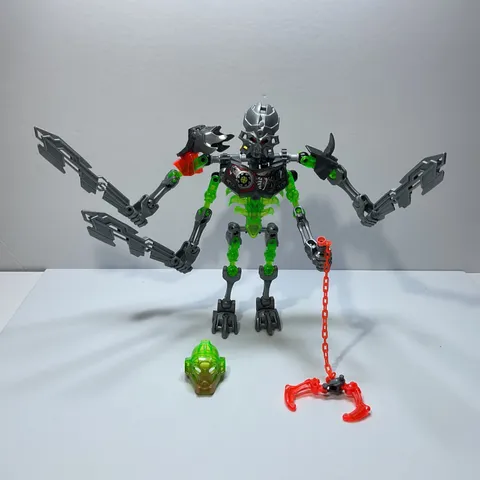 LEGO Bionicle Skull Army Skull Slicer 70792 Complete With Both Masks