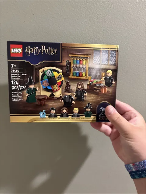 Lego Harry Potter 124pc HOGWARTS CASTLE SORTING HAT CEREMONY Building Set #76460