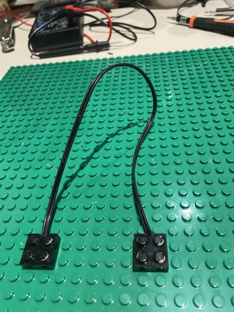 LEGO 9v REPAIRED Train Light Wire 4558 10001 4534  READ PLEASE