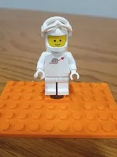 Lego Space Man Classic Minfigs Minifigure 1980s Vintage White Suit