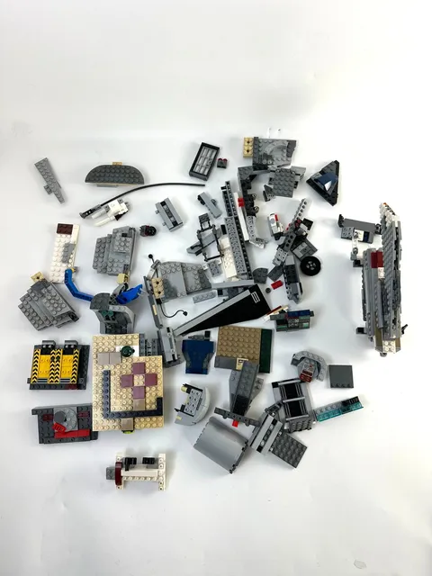 LEGO Star Wars Millennium Falcon Parts Lot Genuine Partial Build Incomplete Used