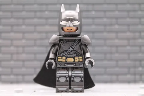 LEGO® Super Heroes Minifig sh1122 - Batman - Pearl Dark Gray Armor