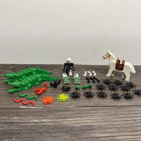 Lot Of Lego Mixed Critters Spiders Crocodiles Horse Snakes Skeletons