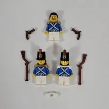 3X LEGO Pirates Imperial BLUECOAT Soldiers Guards Minifigure Pistol Musket Lot