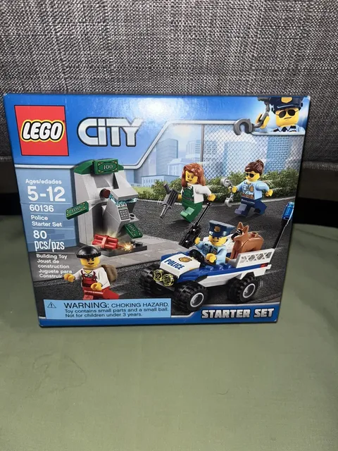 LEGO - CITY - 60136 - POLICE STARTER SET - NEW IN SEALED BOX 