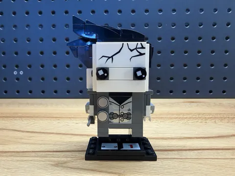 LEGO 41594 Captain Armando Salazar Brickheadz | RETIRED - COMPLETE