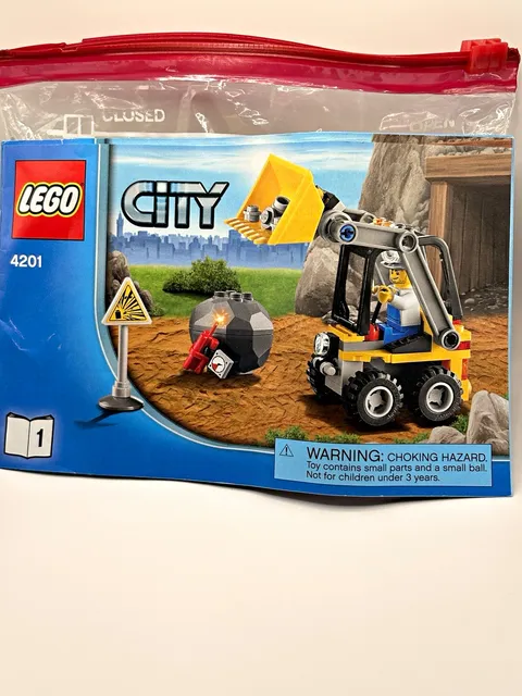 LEGO City Mining 4x4 4201 Set w/ Instructions, Parts Lot & 2 Minifigures