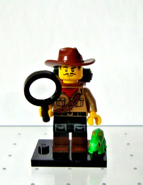 Lego Minifigure - 71025 - Series 19 - #7 Jungle Explorer - 2019