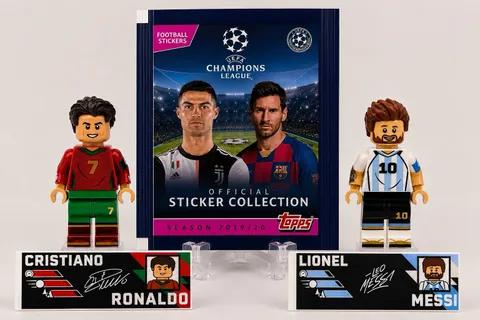 LEGO Lionel Messi + Cristiano Ronaldo Minifigure Lot with Messi and CR7 Pack