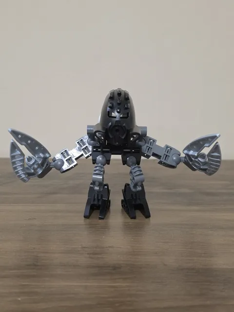 LEGO BIONICLE: Matoran of Voya Nui - Garan (8724) 100% Complete