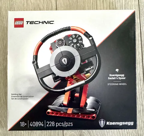 LEGO Technic Koenigsegg Steering Wheel Set 40894  Sadair's Spear NEW SEALED BOX