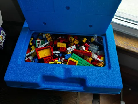 1980’s Lego Collection In Vintage Tote