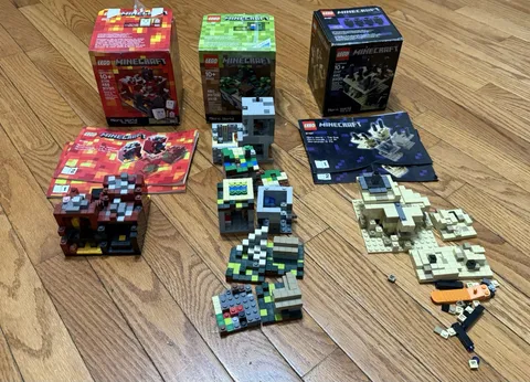 LEGO Minecraft LOT: 21102, 21106, 21107 Micro World Not Complete