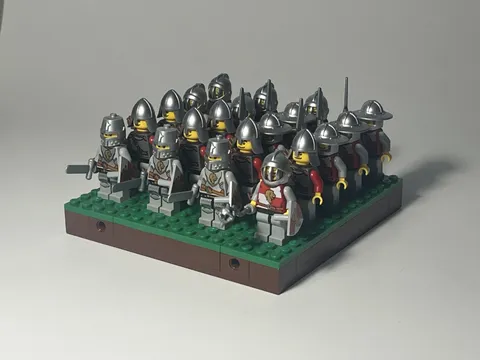 LEGO Castle Kingdoms Lion Knight Lot of 20 Minifigs with Accessories Used