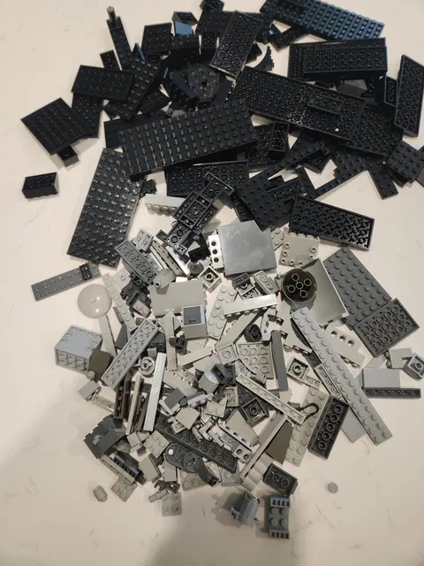 Vintage Lot Lego Blocks/Specialty Bricks Grays & Black   1 lbs. 4 oz.