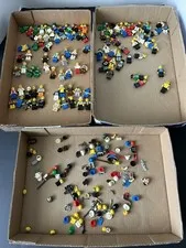 Vintage Lego Minifigure / Torsos LOT 99+ RARE Plus Accessories