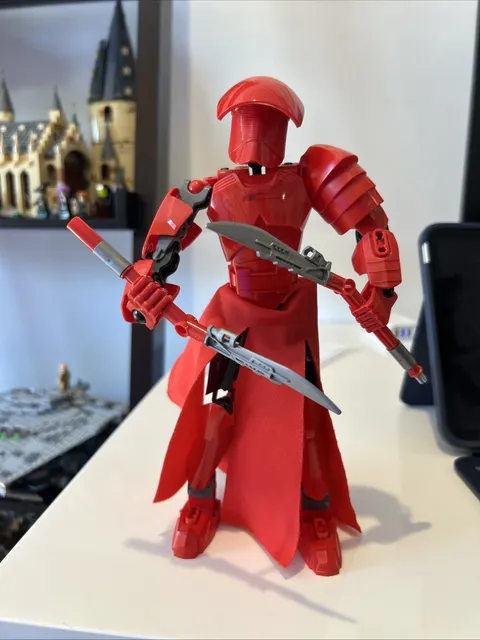 LEGO Star Wars: Elite Praetorian Guard (75529)