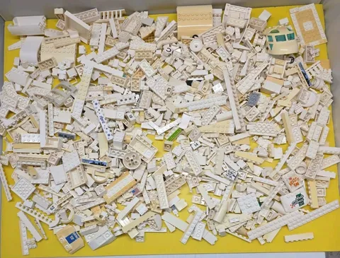 LEGO Bulk Lot 3 lbs  White Bricks Mixed Parts Pieces lot 2