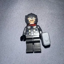 Lego Thor Minifigure Helmet Marvel Super Heroes Avengers 76169 sh0680